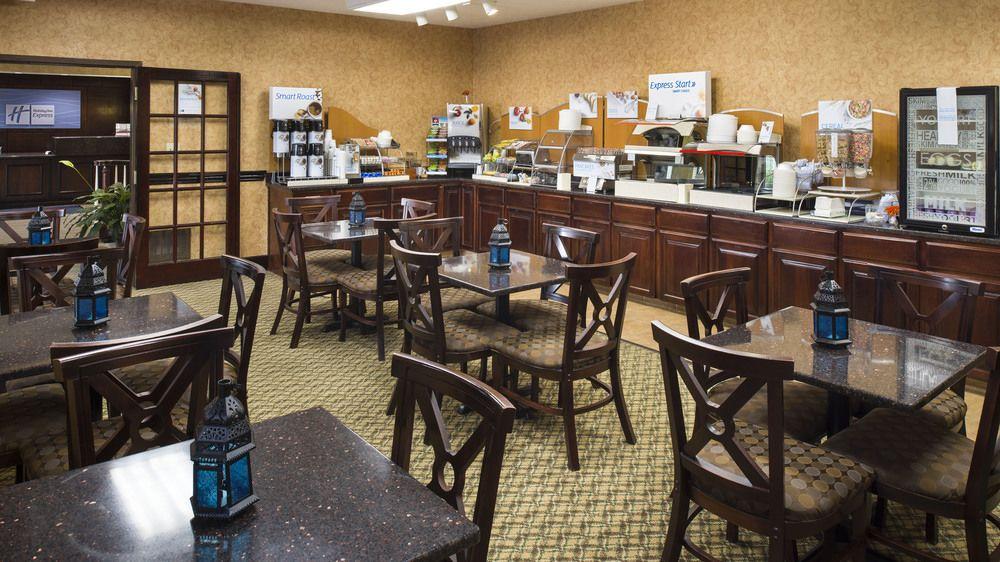 Holiday Inn Express Dandridge, An Ihg Hotel Екстер'єр фото