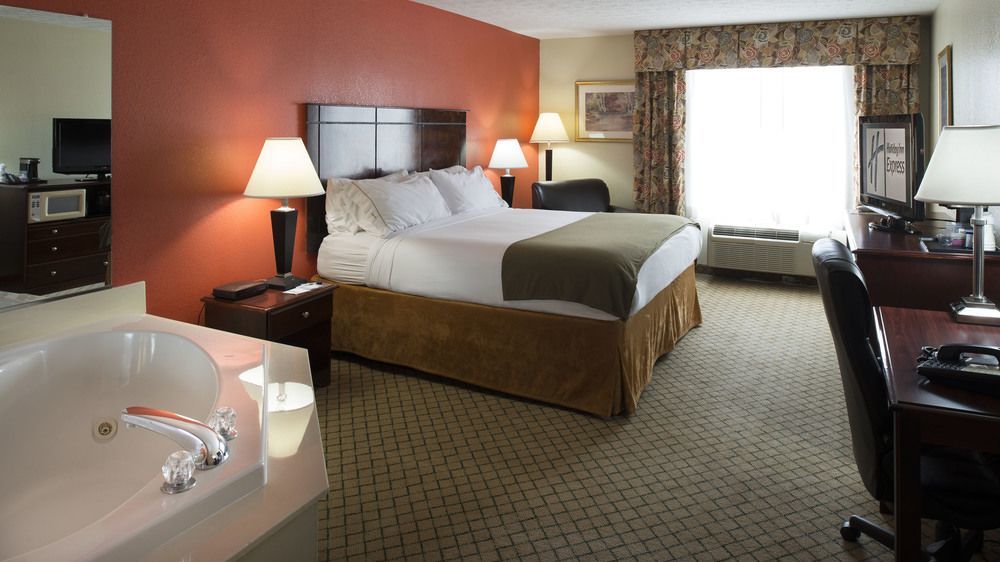Holiday Inn Express Dandridge, An Ihg Hotel Екстер'єр фото