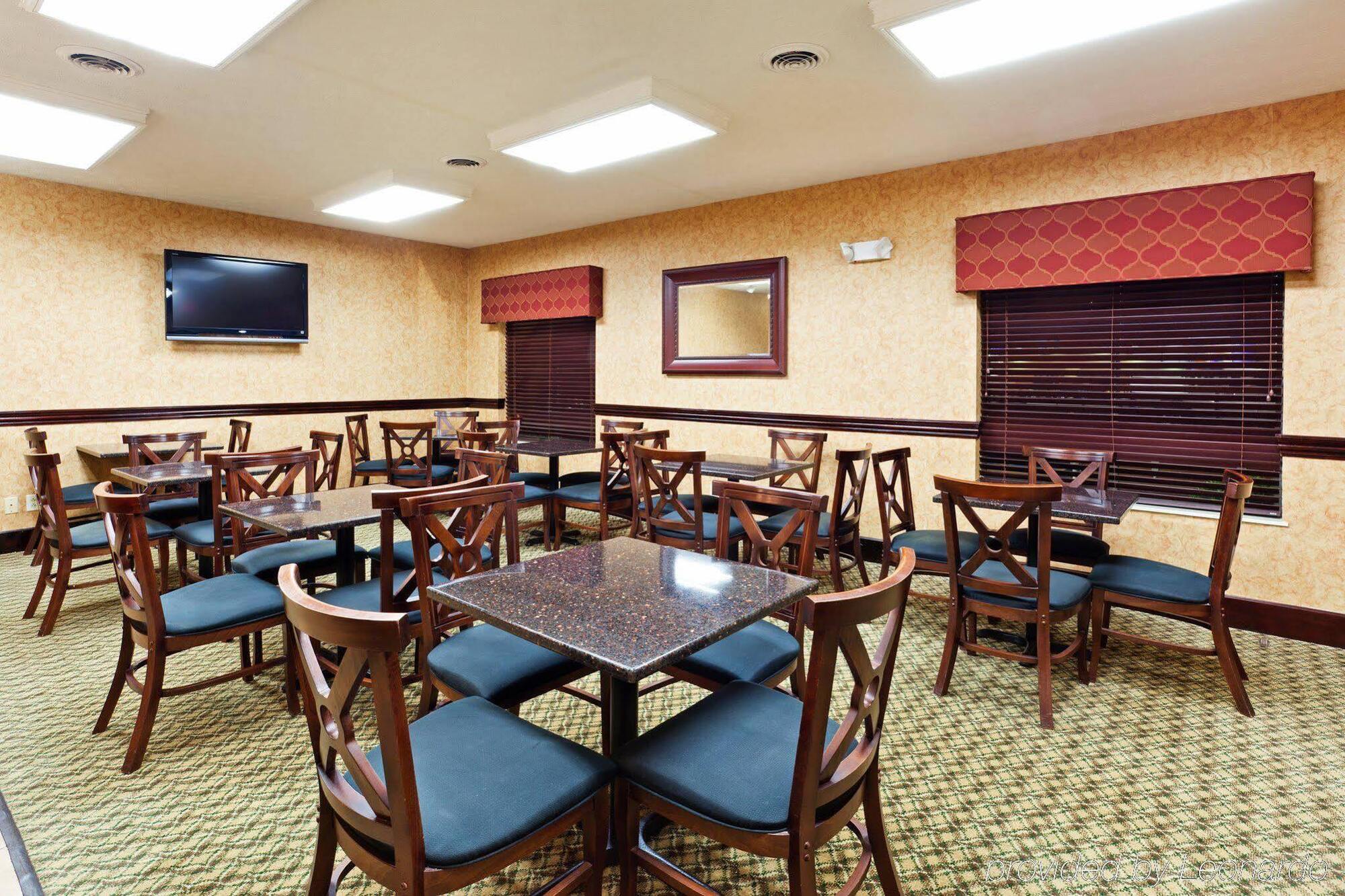 Holiday Inn Express Dandridge, An Ihg Hotel Екстер'єр фото
