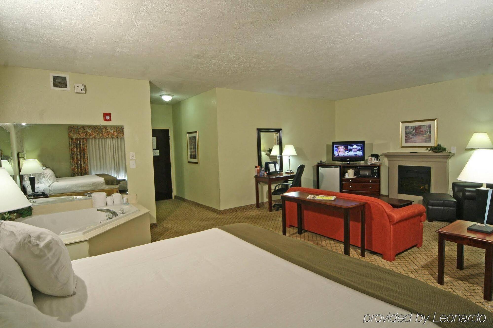 Holiday Inn Express Dandridge, An Ihg Hotel Екстер'єр фото